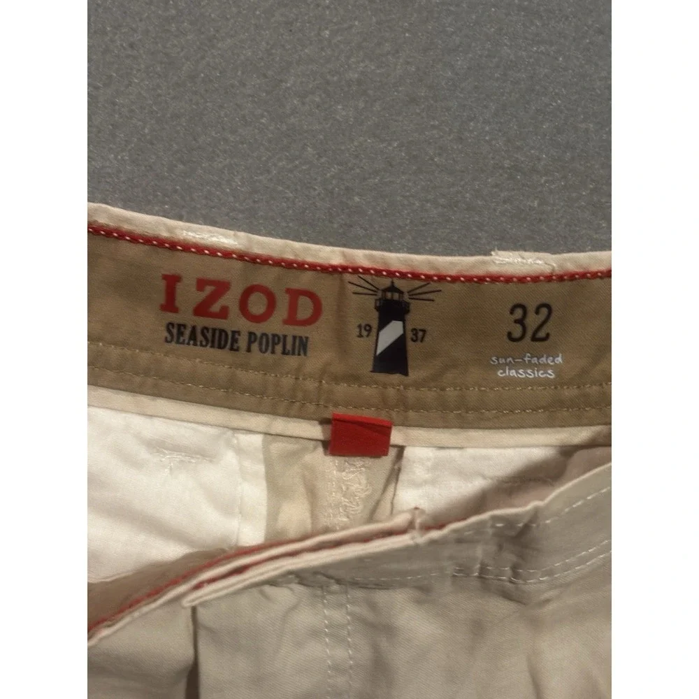 NEW IZOD Shorts Men's 32x10.5 Seaside Poplin Flat Front Shorts Khaki